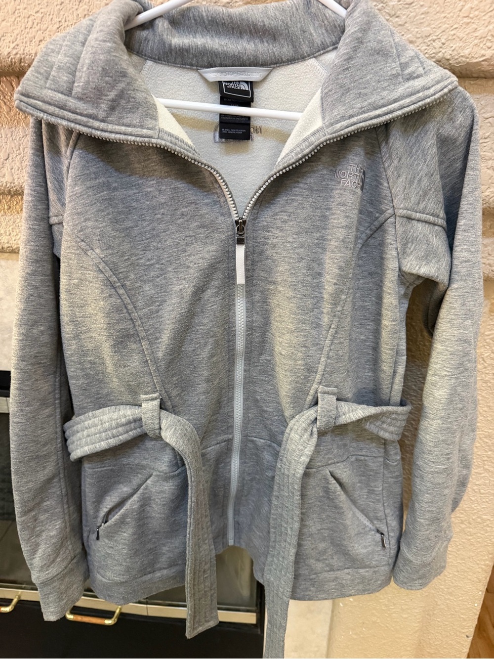 The North Face Light Gray Fleece-Back Zip Belted Jacket